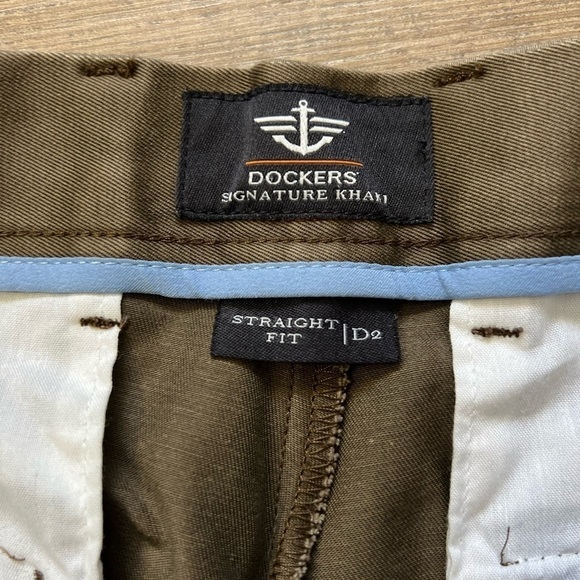 Dockers Signature Khakis Straight Fit Men's 34x30 Versatile Pants Work Office - Picture 3 of 6